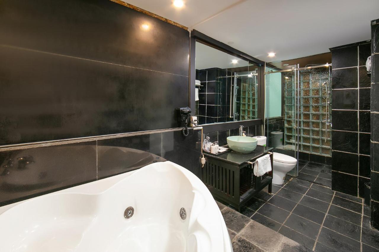Ja Cosmo Hotel And Spa Hanoi Exterior photo