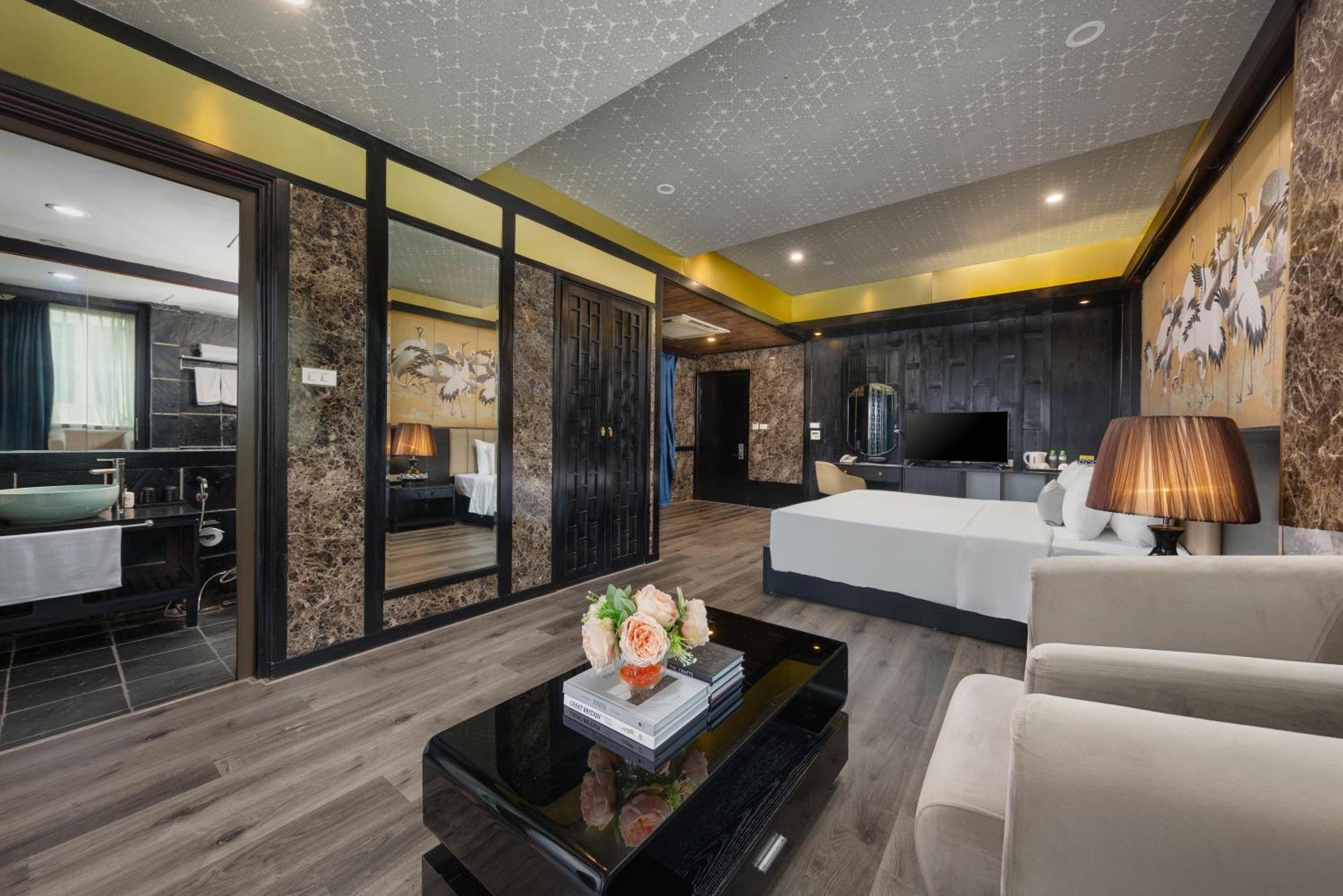 Ja Cosmo Hotel And Spa Hanoi Exterior photo
